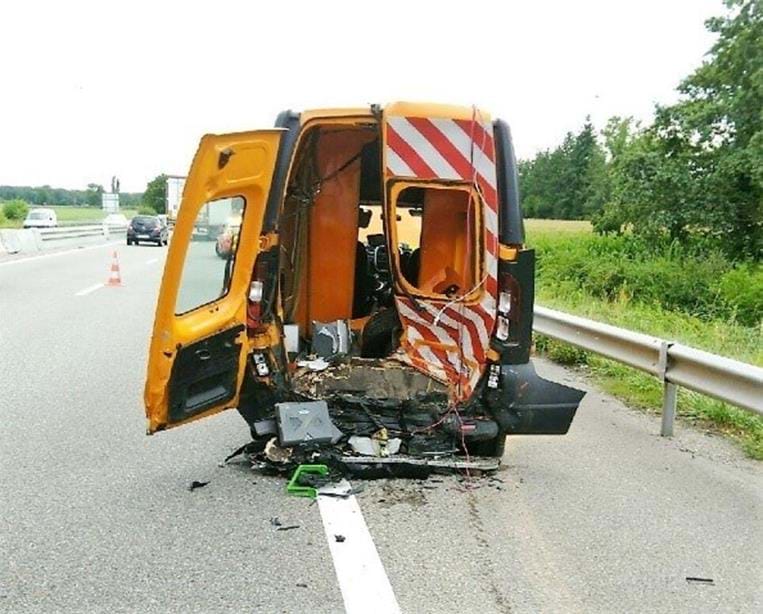 Fourgon accidenté